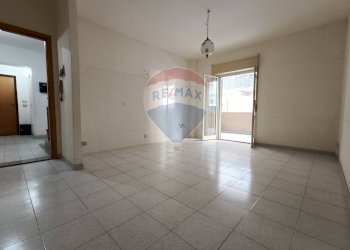 Stanza vuota - Trilocale Santa Teresa di Riva - foto 1