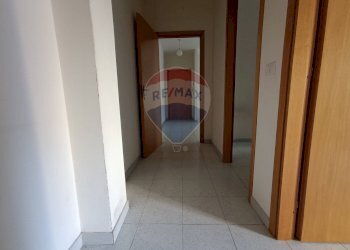 Hall / corridoio - Trilocale Santa Teresa di Riva - foto 15