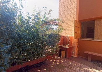 Terrazza - Casa indipendente Via del Pesco
 
snc, Faeto - foto 7