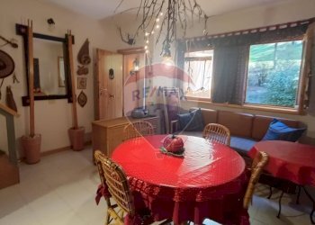 Sala da pranzo - Casa indipendente Via del Pesco
 
snc, Faeto - foto 9