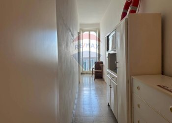 Hall / corridoio - Trilocale Viale Miramare
 
12, Manfredonia - foto 11