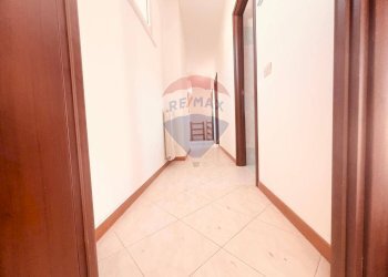 Hall / corridoio - Appartamento Cecina - foto 8