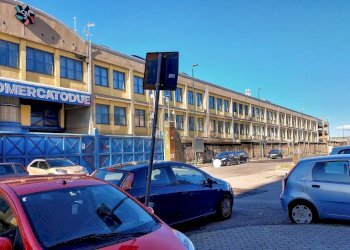 Edificio all\'aperto - Commercial Premises Via Ferrante Imparato
209, Napoli - photo 19