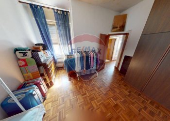 Camera / camera da letto - Trilocale Via Bersaglieri del Po
 
11, Ferrara - foto 6