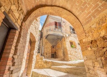 Cantina - Trilocale Vicolo dei Priori
 
2, Semproniano - foto 1