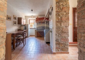 Cucina - Trilocale Vicolo dei Priori
 
2, Semproniano - foto 13