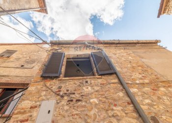 Casa all\'aperto - Trilocale Vicolo dei Priori
 
2, Semproniano - foto 32