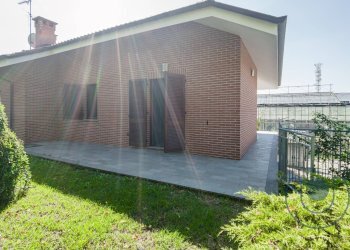 Facciata - Villa Via Mario Cora, Asti - foto 13