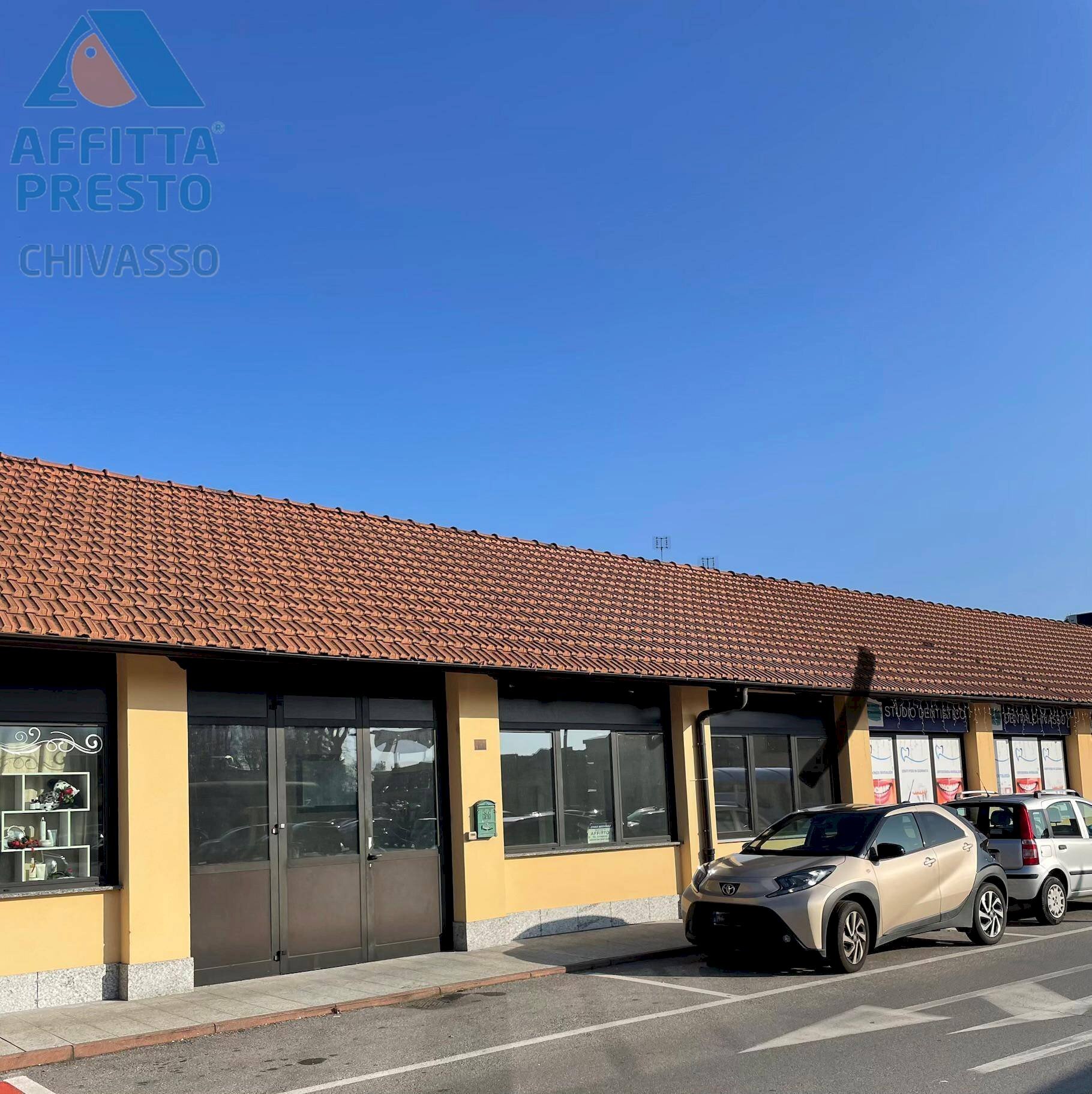 Foto 1 - Shop PIAZZA LUCIO LIBERTINI, Chivasso - photo 1