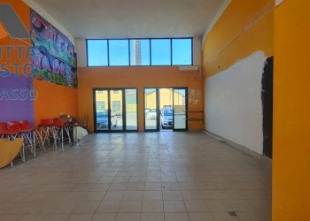 Foto 5 - Negozio PIAZZA LUIGI LIBERTINI, Chivasso - foto 4