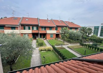 Foto 2 - Semi-detached house via Papa Giovanni XXIII
 
12, Osnago - photo 2