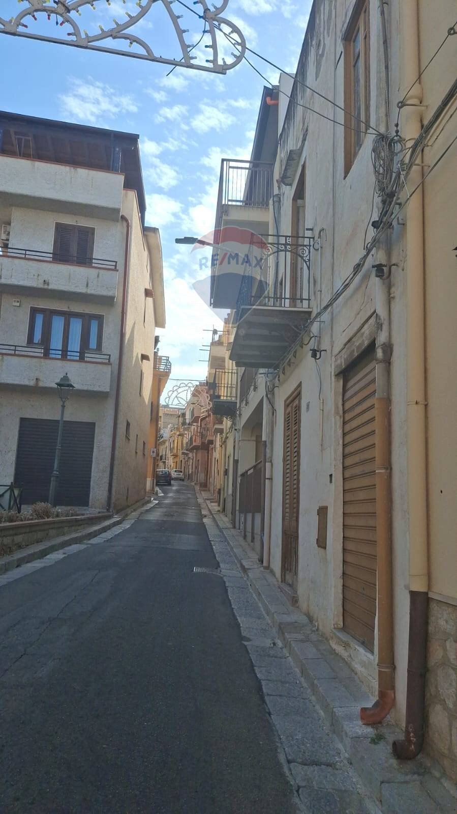 Edificio all\'aperto - Independent house via allo
 
79, Casteldaccia - photo 3