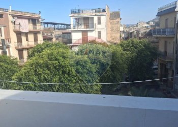 Balcone - Casa indipendente via allo
 
79, Casteldaccia - foto 23