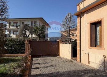 Casa all\'aperto - Casa indipendente Via Bossi
 
4, Nervesa della Battaglia - foto 24