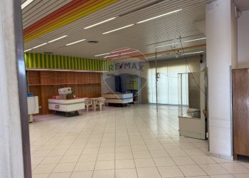 Parcheggio - Casa indipendente Via Bossi
 
4, Nervesa della Battaglia - foto 36