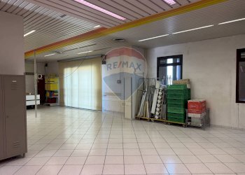 Parcheggio - Casa indipendente Via Bossi
 
4, Nervesa della Battaglia - foto 37