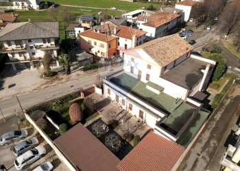 Edificio all\'aperto - Casa indipendente Via Bossi
 
4, Nervesa della Battaglia - foto 81