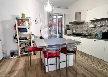 Cucina - Appartamento Via De Gracchi
 
42, Brindisi - foto 6