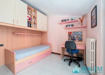 Camera singola 1 - Casa semi indipendente via Bottego
 
2, Merone - foto 8