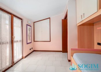 Camera singola 1 - Casa semi indipendente via Bottego
 
2, Merone - foto 9