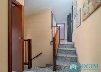 Corridoio - Casa semi indipendente via Bottego
 
2, Merone - foto 14