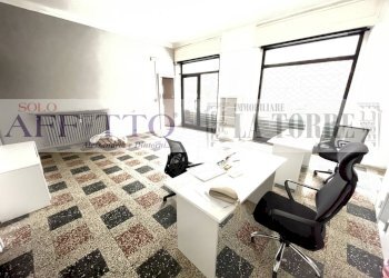 Foto 1 - Commercial Premises VIA GENOVA, Alessandria - photo 1