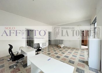 Foto 4 - Commercial Premises VIA GENOVA, Alessandria - photo 4