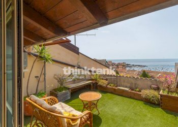 Foto 1 - Villa a Schiera Via Capomulini
 
snc, Acireale - foto 1