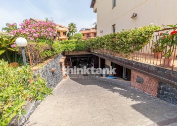 Foto 7 - Villa a Schiera Via Capomulini
 
snc, Acireale - foto 7