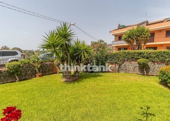 Foto 9 - Villa a Schiera Via Capomulini
 
snc, Acireale - foto 9