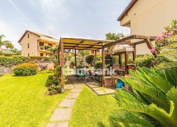 Foto 12 - Villa a Schiera Via Capomulini
 
snc, Acireale - foto 12