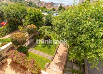 Foto 37 - Villa a Schiera Via Capomulini
 
snc, Acireale - foto 37