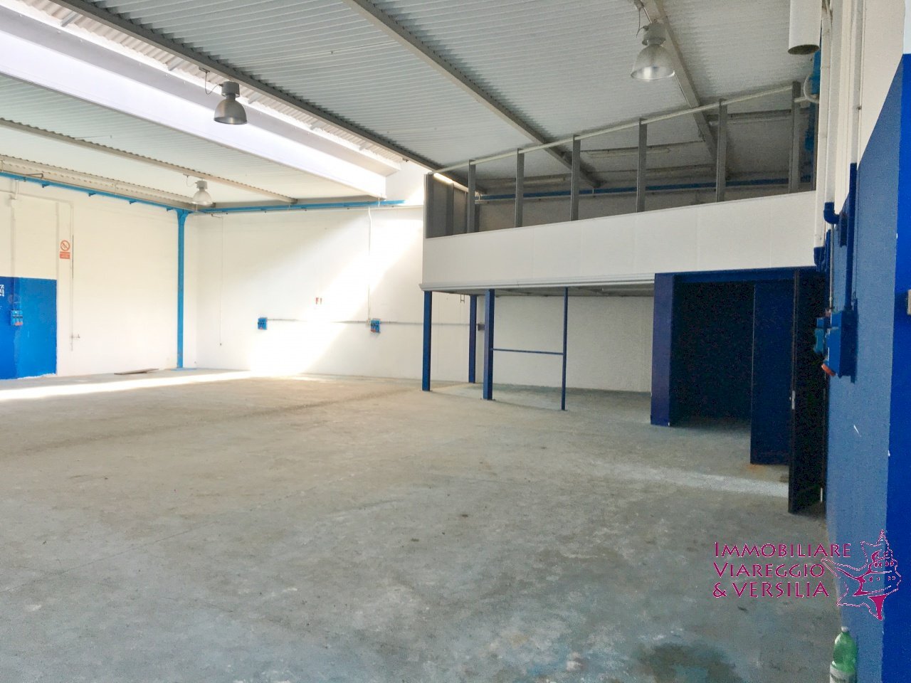 Foto 2 - Warehouse Camaiore - photo 2