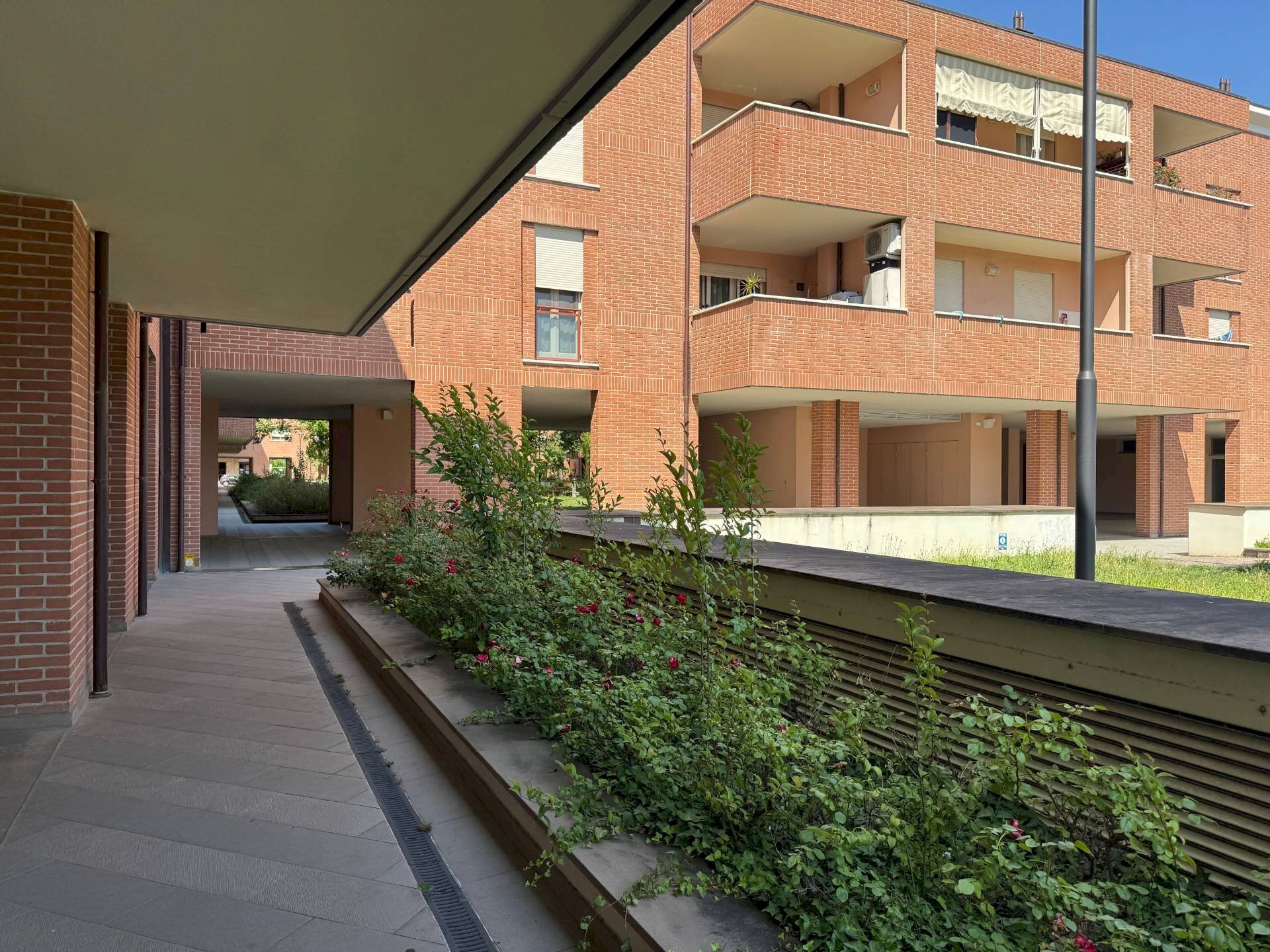 Foto 2 - Locale Commerciale via Napoleone Bonaparte
 
98, Firenze - foto 2