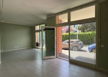 Foto 1 - Commercial Premises via Napoleone Bonaparte
 
98, Firenze - photo 1