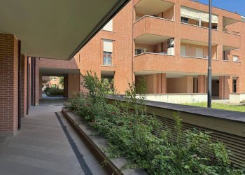 Foto 2 - Commercial Premises via Napoleone Bonaparte
 
98, Firenze - photo 2