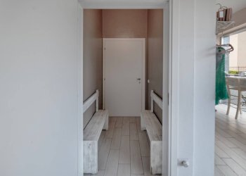 Foto 24 - Attività Commerciale VIA SANTUARIO
 
10, Ornago - foto 24