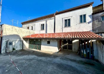 Foto 1 - Casa semi indipendente Via XXIV Maggio
 
13, Frisa - foto 1