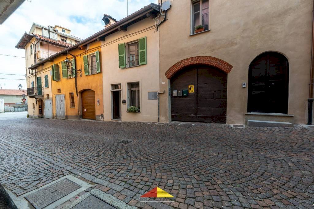 Facciata - Quadrilocale via San Martino, Saluzzo - foto 2