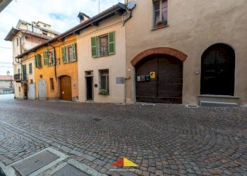 Facciata - Quadrilocale via San Martino, Saluzzo - foto 2