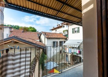 Balcone - Four-room apartment via San Martino, Saluzzo - photo 5
