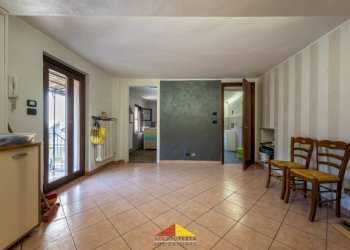 Salone - Four-room apartment via San Martino, Saluzzo - photo 8