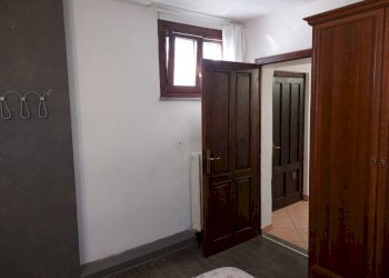 Camera da letto - Four-room apartment via San Martino, Saluzzo - photo 17