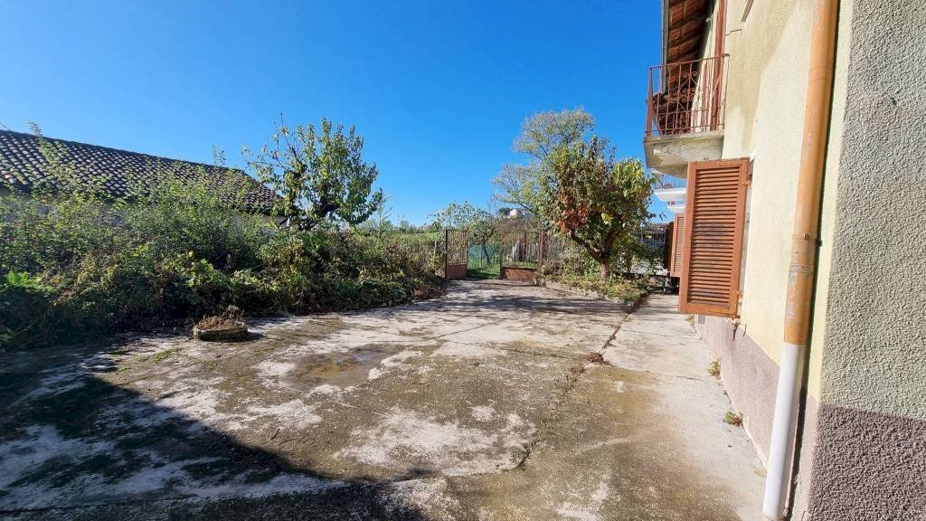 Giardino - Rustico via Porizzi, 9, Mombercelli - foto 3