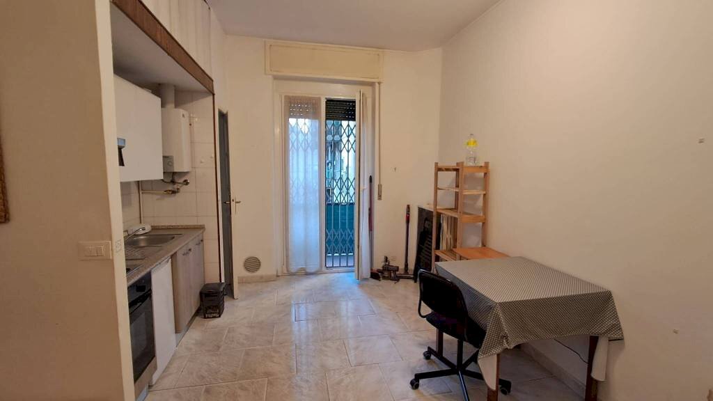 Soggiorno - One-room apartment piazzale Vincenzo Cuoco, Milano - photo 3