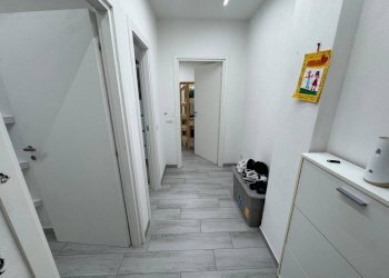 Corridoio - Bilocale via 22 Marzo, 27, Samarate - foto 5