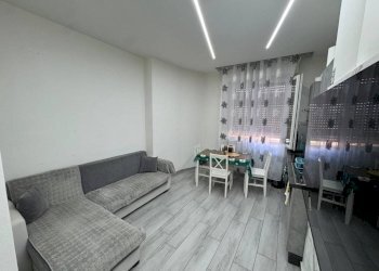 Cucina - Bilocale via 22 Marzo, 27, Samarate - foto 1