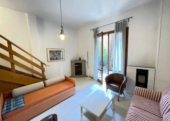 Salone - Villa a Schiera piazza Torino, Ravenna (zona Porto Corsini) - foto 2