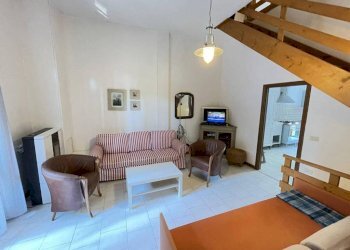 Salone - Villa a Schiera piazza Torino, Ravenna (zona Porto Corsini) - foto 3