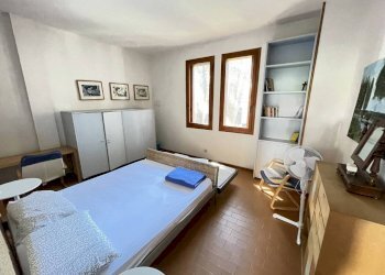 Camera da letto - Villa a Schiera piazza Torino, Ravenna (zona Porto Corsini) - foto 13